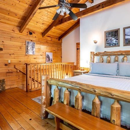 Quaint & Secluded Near Dollywood With Bbq&Hot Tub Villa Pigeon Forge Kültér fotó